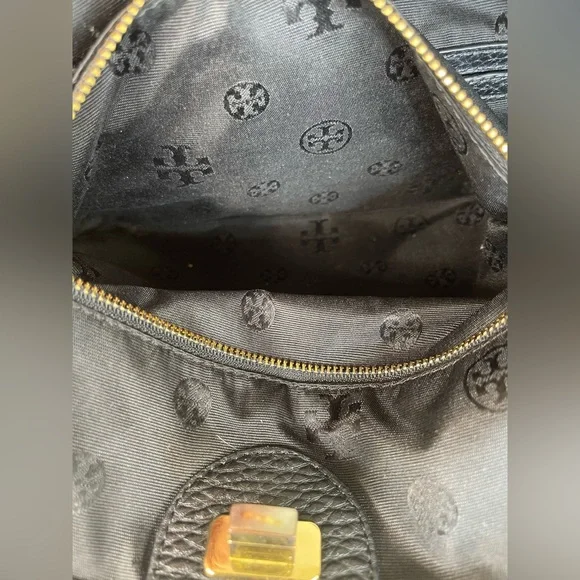 Tory Burch Tote Bag - Picture 13 of 15